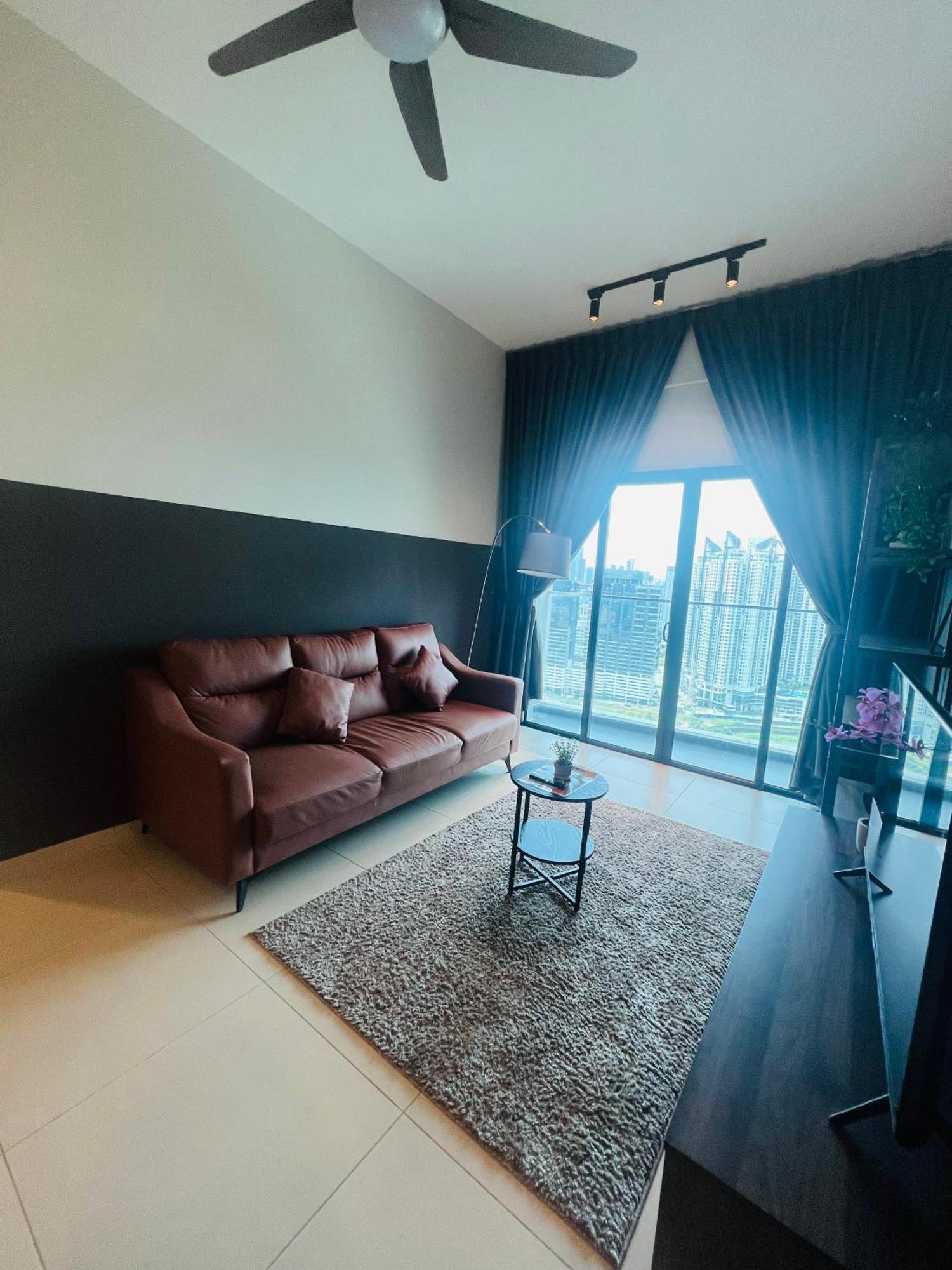 Reizz Residence By Elysium كوالالمبور المظهر الخارجي الصورة