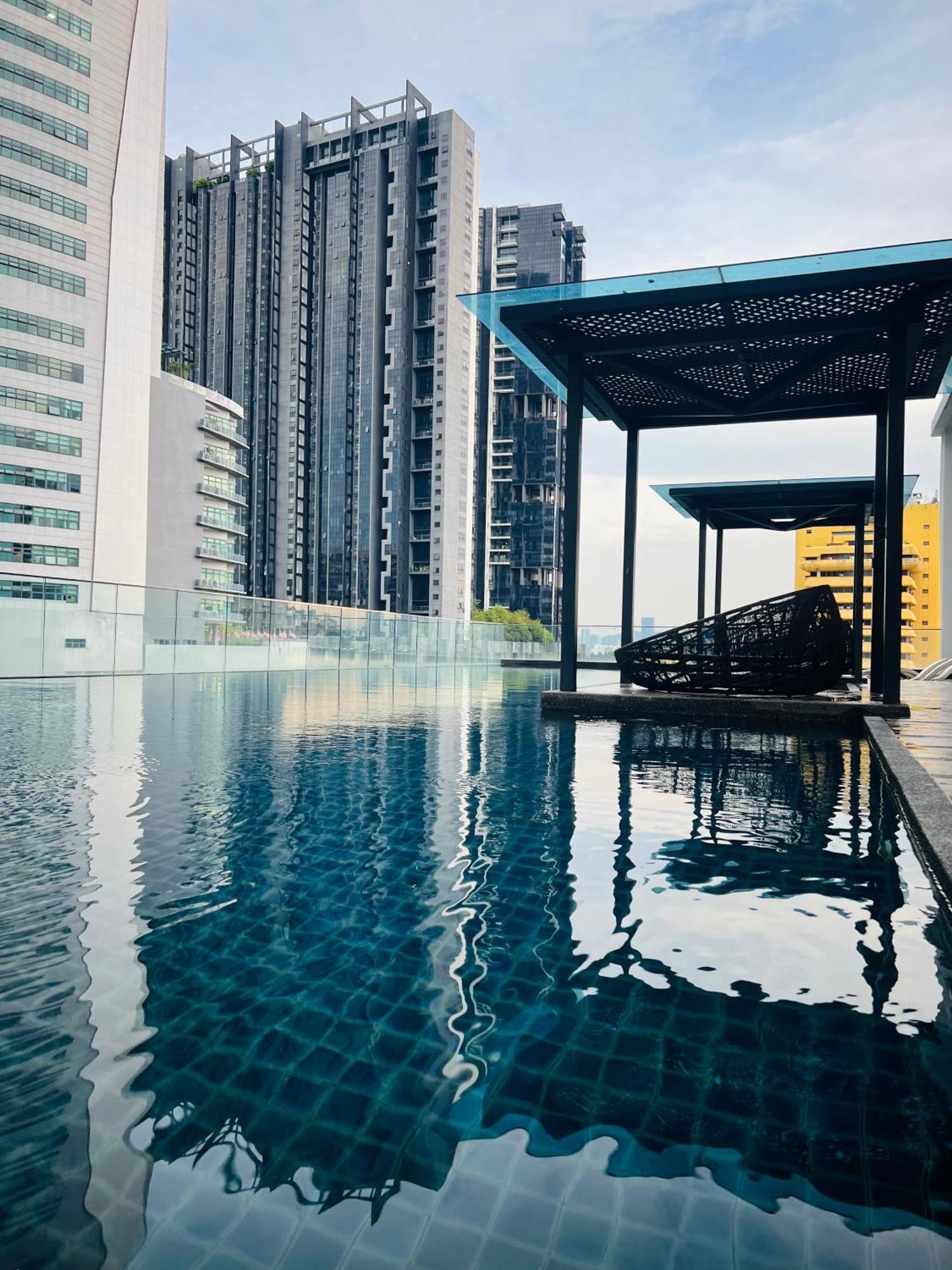 Reizz Residence By Elysium كوالالمبور المظهر الخارجي الصورة